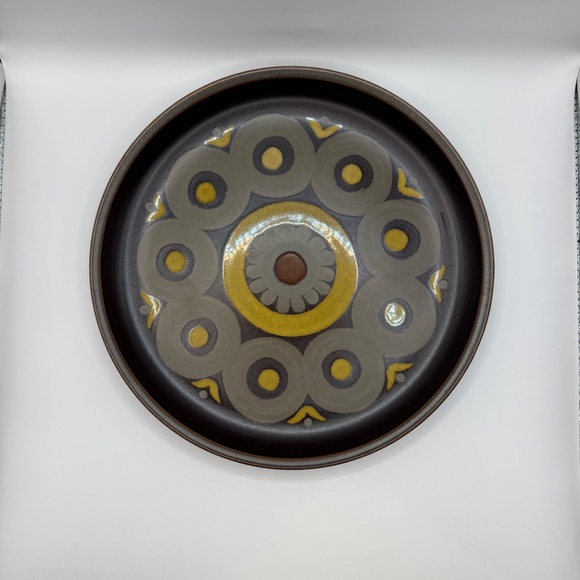 Denby Arabesque 10 Inch Dinner Plates Set of 5. - Picture 7 of 10